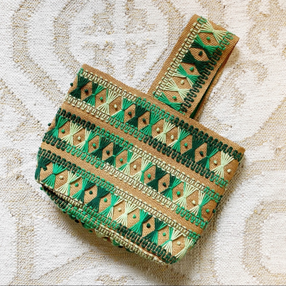 VINTAGE small embroidery tote
